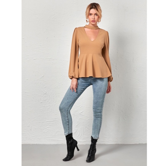V-Neck Cut Out Peplum Long Sleeve Top - Picture 2 of 6